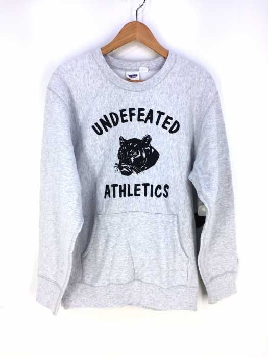 UNDEFEATED （アンディフィーテッド） ロゴスウェット メンズ トップス