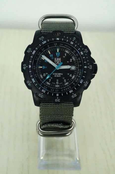 LUMINOX (ルミノックス) SERIES 8800 RECON クォーツ腕時計 メンズ ファッション雑貨