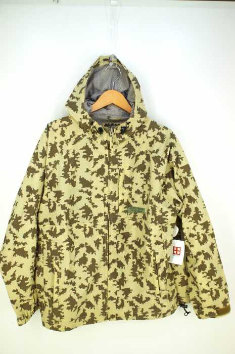 STUSSY （ステューシー） 迷彩 マウンテンパーカー メンズ アウター