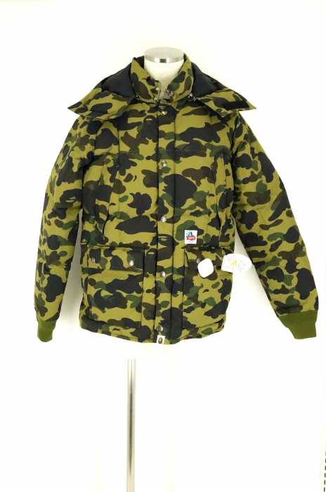 A BATHING APE （アベイシングエイプ） サルカモ　ダウンジャケット メンズ アウター