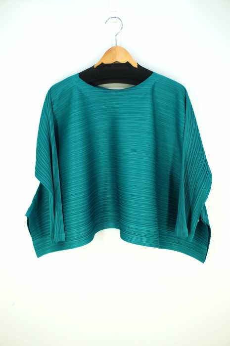 PLEATS PLEASE ISSEY MIYAKE(プリーツプリーズイッセイミヤケ) MERRY BOUNC レディース トップス