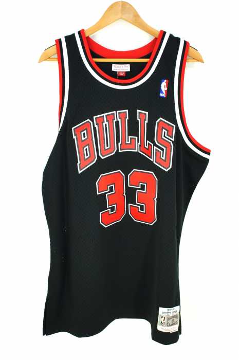 mitchell&ness（ミッチェルアンドネス） メッシュ ゲームシャツ BULLS メンズ トップス