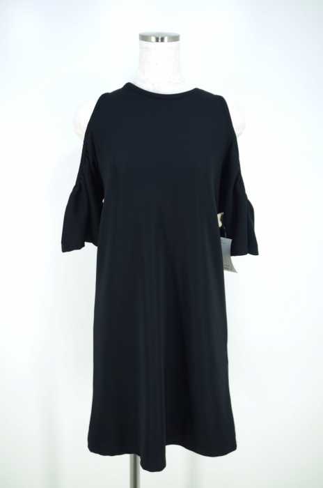 ZARA TRF （ザラティーアールエフ） オスショルダーワンピース レディース ワンピース