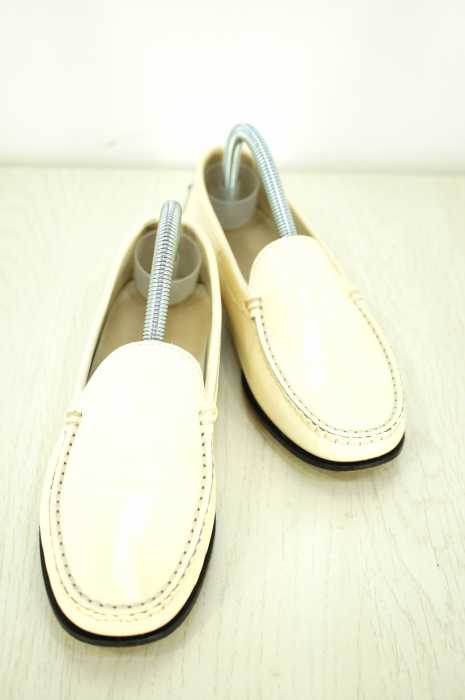 TOD'S（トッズ） スタッズローファー レディース シューズ