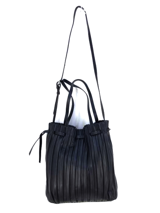 ZARA（ザラ） プリーツ加工入りバケットバッグ レディース バッグ