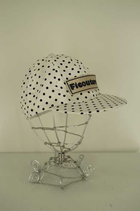 ficouture （フィクチュール） ドット柄ボックスロゴキャップ レディース 帽子