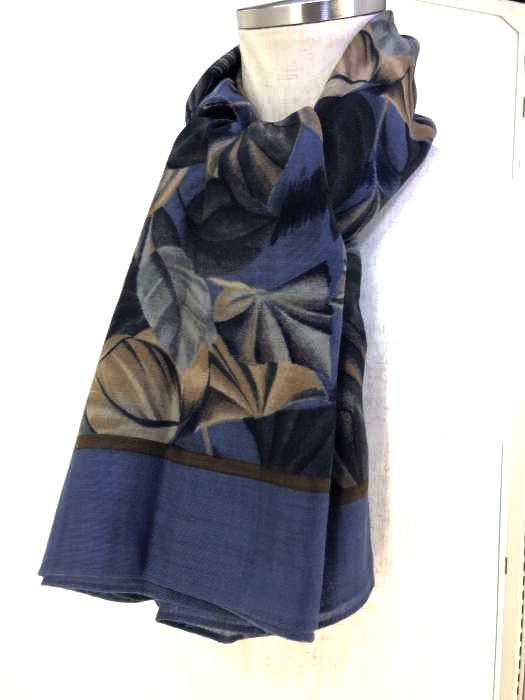 pierre cardin （ピエールカルダン） 総柄ウールストール レディース ファッション雑貨