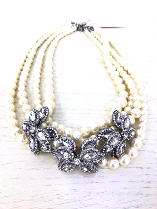 ANN TAYLOR（アンテイラー） パールビーズ 4連ネックレス レディース アクセサリー