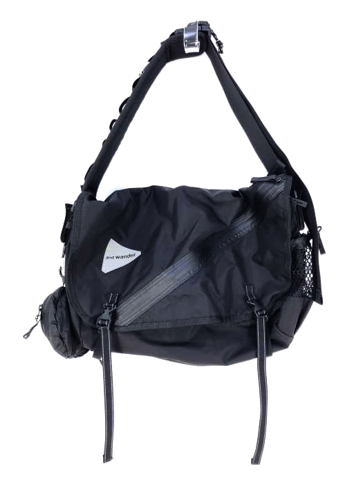 and wander（アンドワンダー） MESSENGER BAG メンズ バッグ