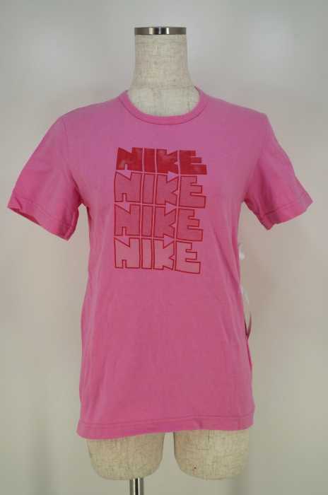 NIKE×JUNYA WATANABE COMME des GARCONS MAN （ナイキジュンヤワタナベコムデギャルソンマン） AD2004 ゴツナイキロゴプリントTシャツ レディース トップス