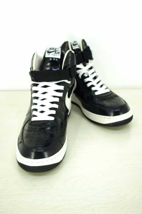 NIKE （ナイキ） AIR FORCE 1 SHEED メンズ シューズ