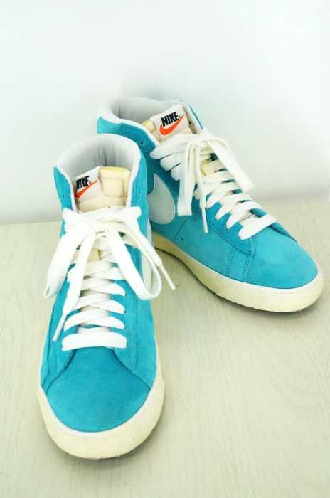 NIKE （ナイキ） BLAZER MID SUEDE VNTG スニーカー レディース シューズ