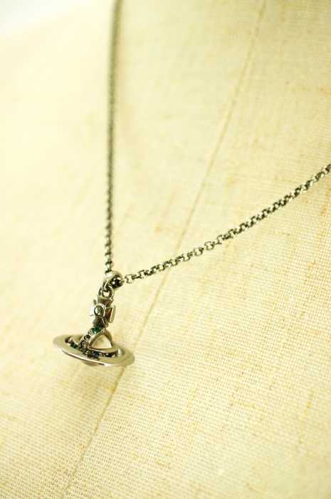 Vivienne Westwood (ヴィヴィアンウエストウッド) PETITE ORB RUTHE N レディース アクセサリー