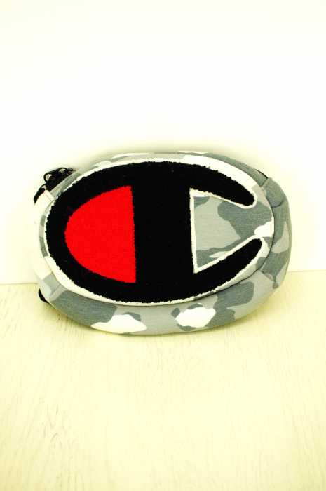 Champion（チャンピオン） CHAMPION ビッグロゴ　ボディバッグ　ウェストポーチ メンズ バッグ