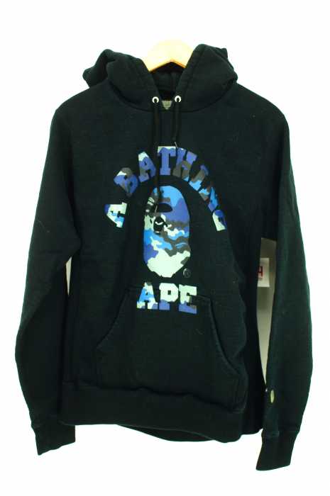 A BATHING APE （アベイシングエイプ） プルオーバーパーカー メンズ トップス