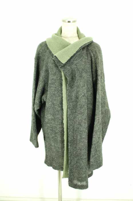 ISSEY MIYAKE （イッセイミヤケ） ガウン レディース アウター