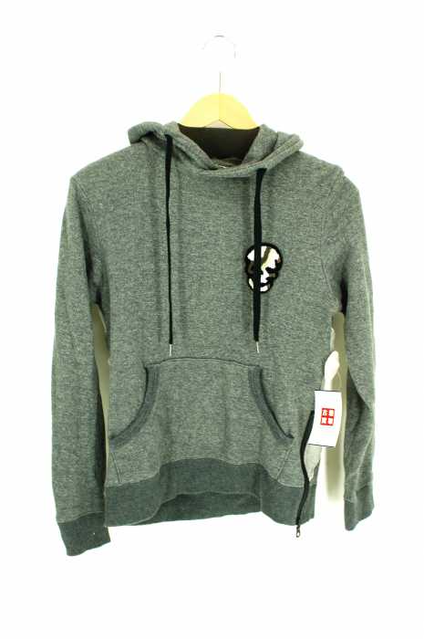 STVD MUFFW（） ワンポイントスカル　フーディープルオーバー メンズ トップス