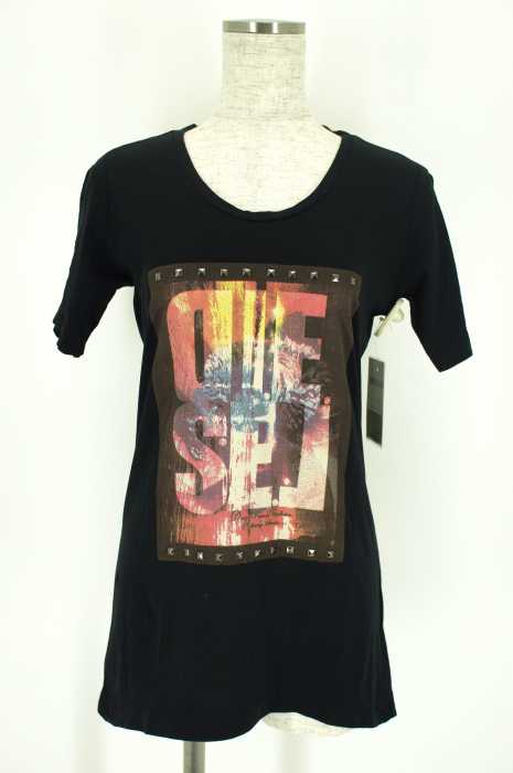 DIESEL （ディーゼル） スタッズ付き半袖プリントTシャツ レディース トップス