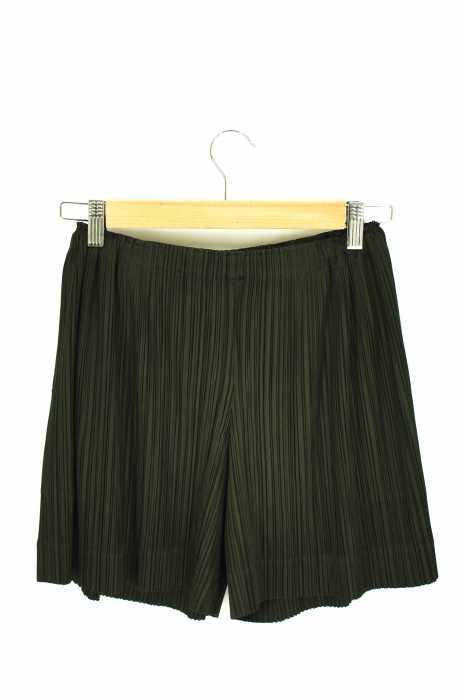 PLEATS PLEASE ISSEY MIYAKE （プリーツプリーズイッセイミヤケ） プリーツデザインショートパンツ レディース パンツ