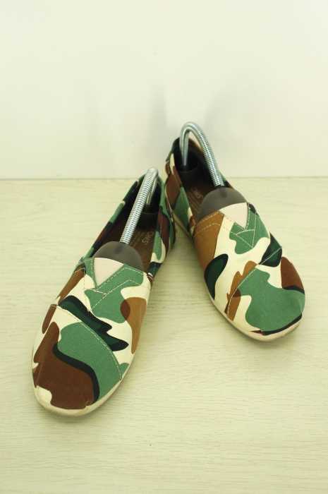 TOMS （トムス） カモフラ柄キャンバススリッポンシューズ メンズ シューズ