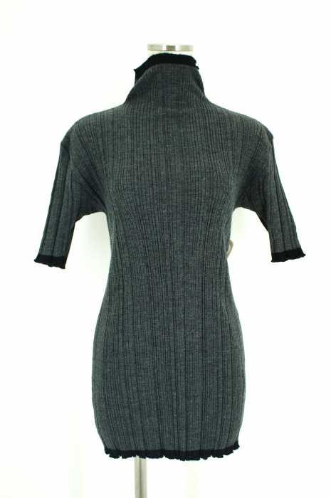 ISSEY MIYAKE （イッセイミヤケ） リブニット レディース トップス