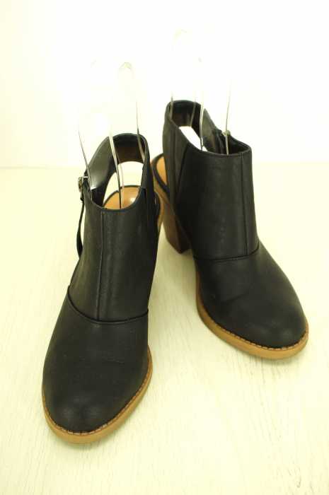 NINE WEST （ナインウエスト） LIVIA サイドジップレザーサンダル レディース シューズ