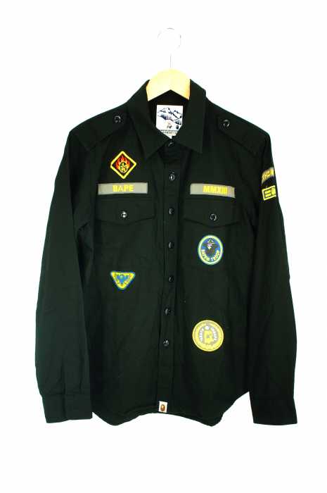 BAPE（ベイプ） ワッペン付ワークシャツ メンズ トップス