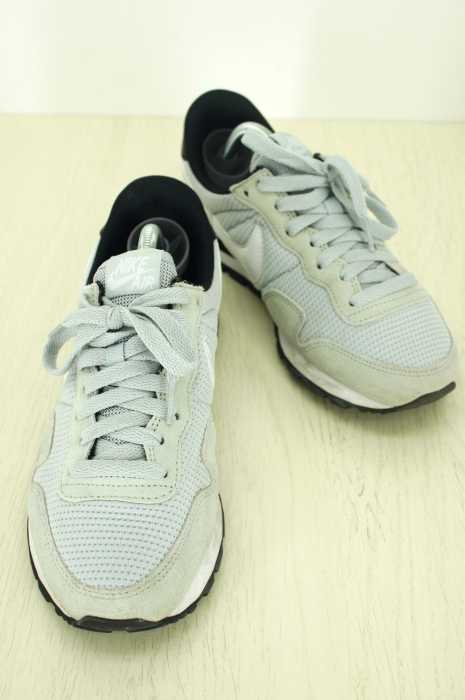 NIKE (ナイキ) エア ペガサス 83 ローカットスニーカー レディース シューズ