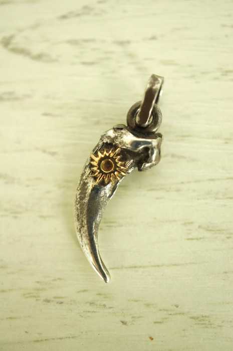 USED （ブランド不明） Wolf Fang 牙 ペンダントトップ メンズ アクセサリー