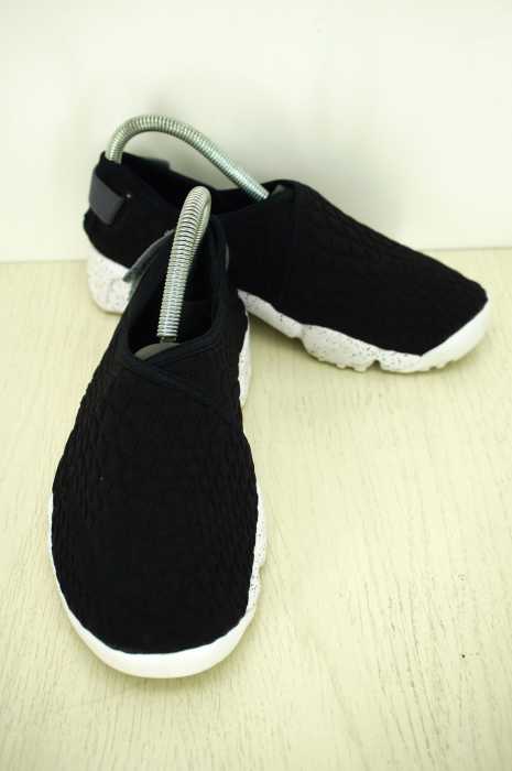 NIKE （ナイキ） WMNS RIFT WRAP4　リフトラップ　スニーカー レディース シューズ