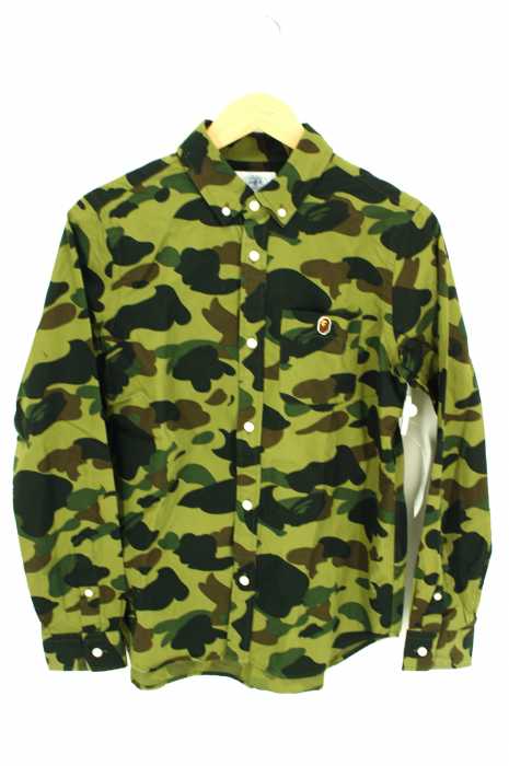 A BATHING APE （アベイシングエイプ） カモ柄ボタンシャツ メンズ トップス