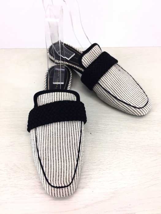 ZARA trafaluc（ザラトラファルック） ローヒール  スクエアトゥ パンプス レディース シューズ