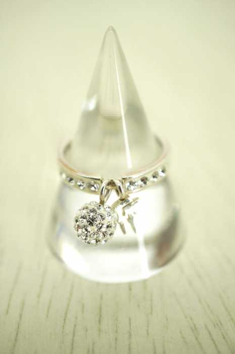 Folli Follie （フォリフォリ） チャーム付き リング レディース アクセサリー