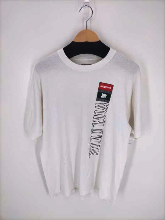 UNDEFEATED（アンディフィーテッド） クルーネックTシャツ メンズ トップス