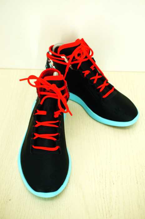 UNDERARMOUR （アンダーアーマー） STUDIOLUX MID COVER レディース シューズ