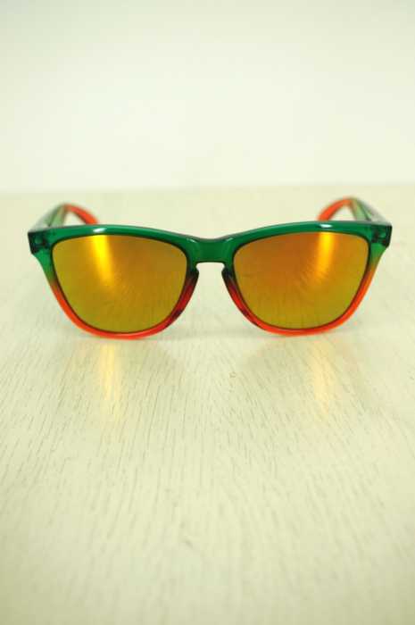 OAKLEY （オークリー） FROGSKIN 24-215　サングラス メンズ ファッション雑貨