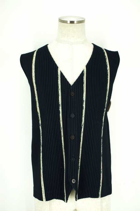 ISSEY MIYAKE HOMME PLISSE （） プリーツベスト メンズ アウター