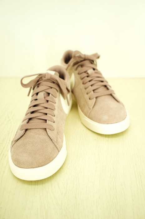 NIKE （ナイキ） BLAZER LOW SD　AV9373-200 レディース シューズ
