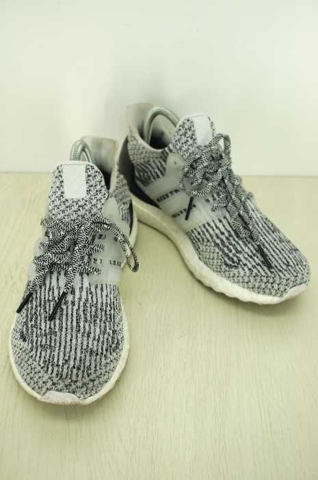 adidas（アディダス） UltraBOOST　ランニングシューズ メンズ シューズ