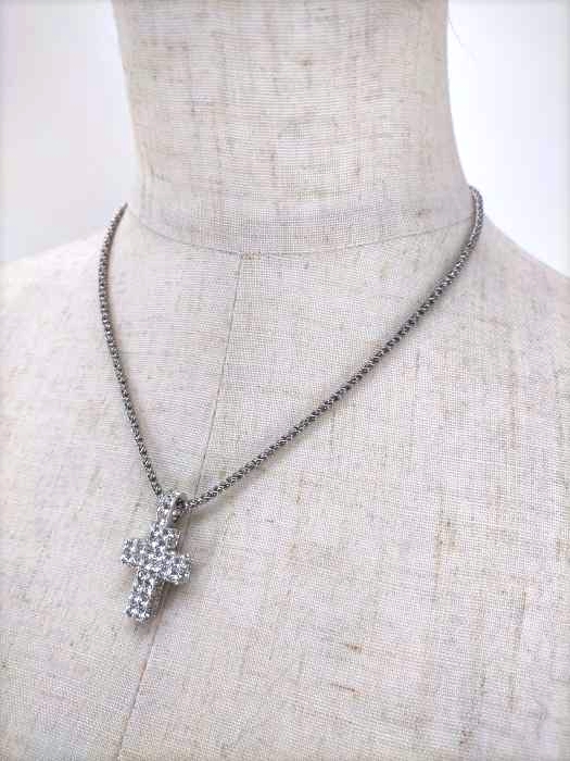 SWAROVSKI（スワロフスキ） クロスネックレス レディース アクセサリー