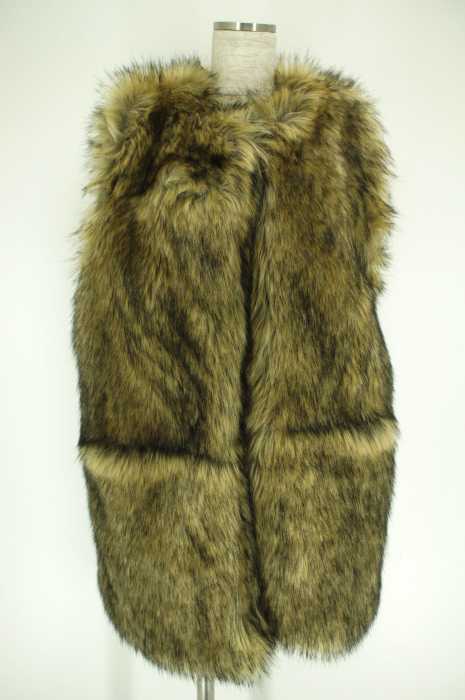 EMODA （エモダ） 16AW BOX FAKE FUR VEST　ボックスフェイクファーベスト レディース アウター
