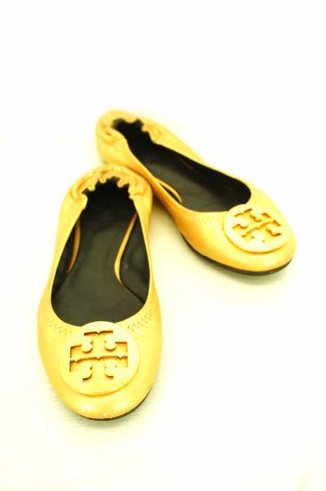 TORY BURCH（トリーバーチ） ロゴ装飾　フラットシューズ　バレエシューズ レディース シューズ