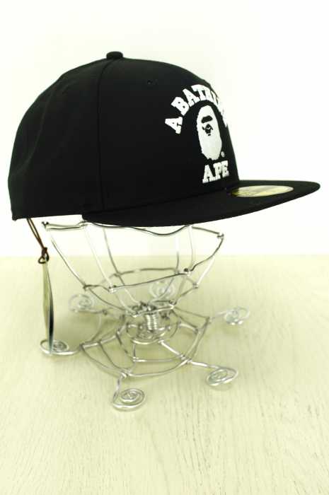 A BATHING APE×NEW ERA （アベイシングエイプ×ニューエラ） 刺繍ロゴ入り6パネルキャップ メンズ 帽子