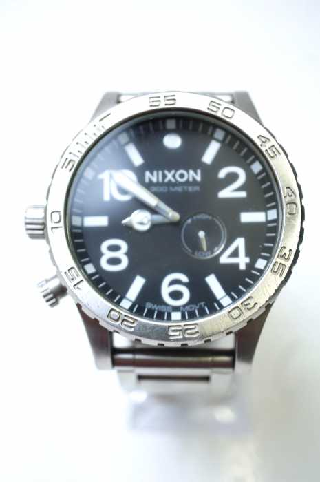 NIXON (ニクソン) SIMPLIFY スイス製クォーツ時計 メンズ ファッション雑貨