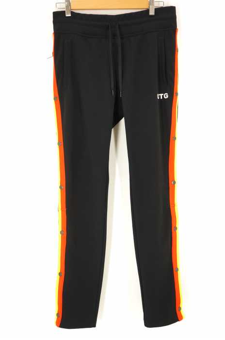 ONITSUKA TIGER （オニツカタイガー） サイドラインジャージパンツ