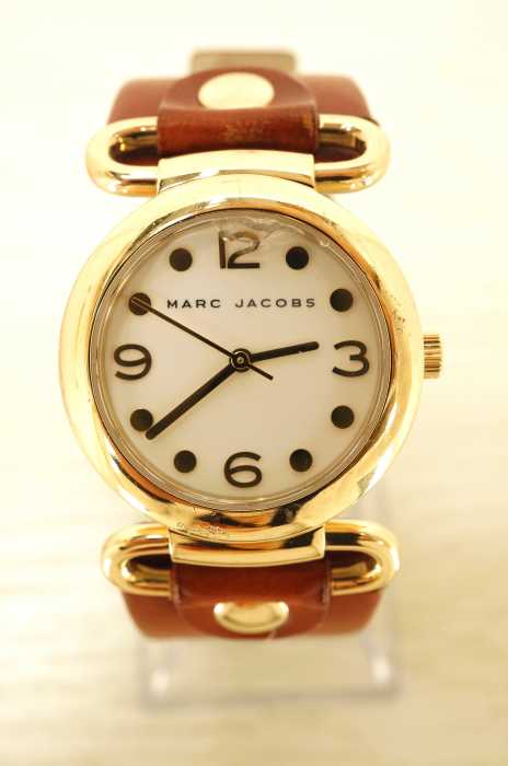Marc by Marc Jacobs (マークバイマークジェイコブス) レザーベルトクォーツ腕時計 レディース 腕時計