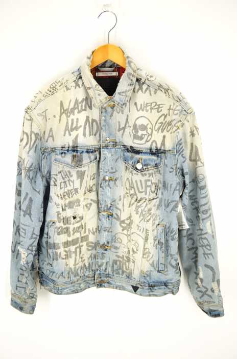 GUESS（ゲス） OVERSIZED DENIM JACKET ダメージ加工トラッカージャケット メンズ アウター