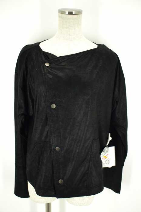 ISSEY MIYAKE （イッセイミヤケ） 15AW レザーライクジャージージャケット レディース アウター