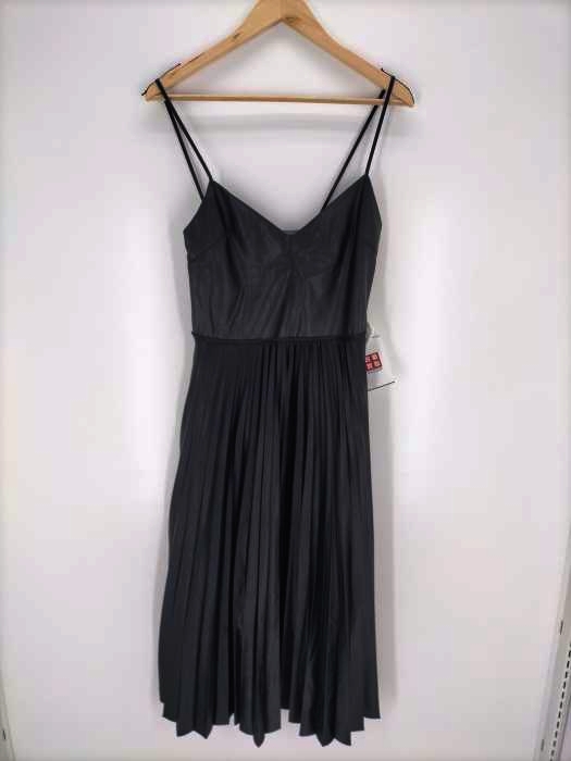 ZARA（ザラ） フェイクレザープリーツワンピース レディース ワンピース