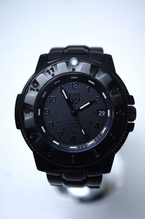 LUMINOX (ルミノックス) F-117 ナイトホ−ク NIGHTHAWK 腕時計 メンズ ファッション雑貨